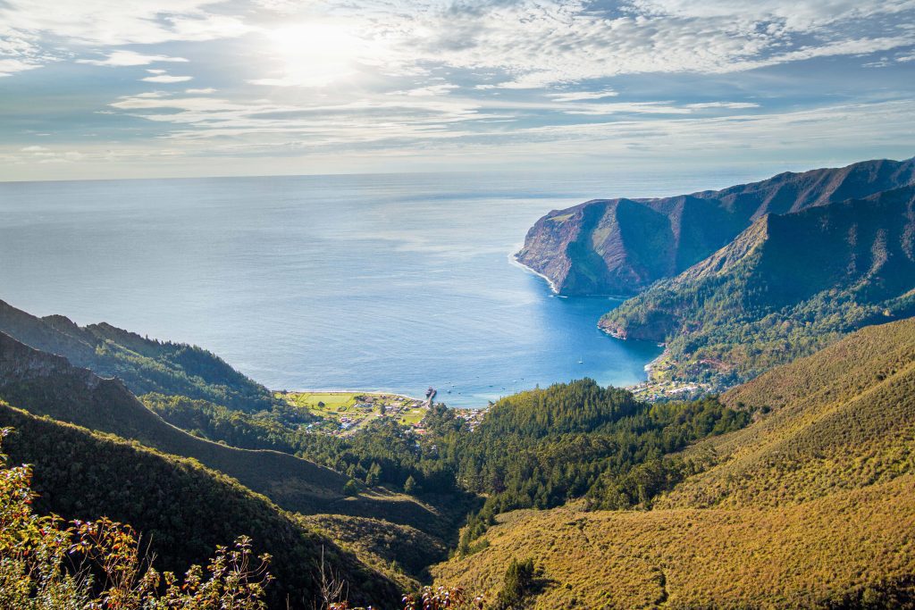 Un mese di smart working sull'isola di Robinson Crusoe. L'iniziativa di Lenovo