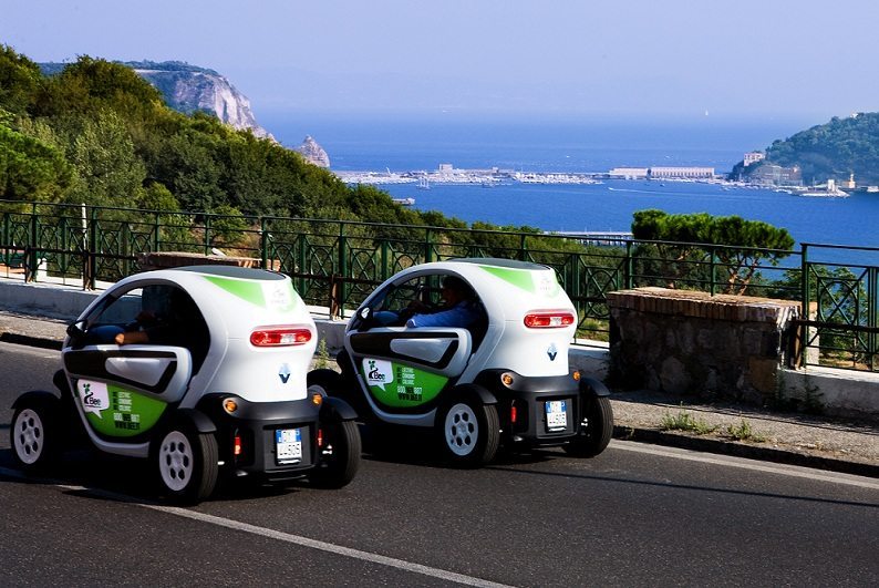 Bee: Napoli prova il car sharing elettrico