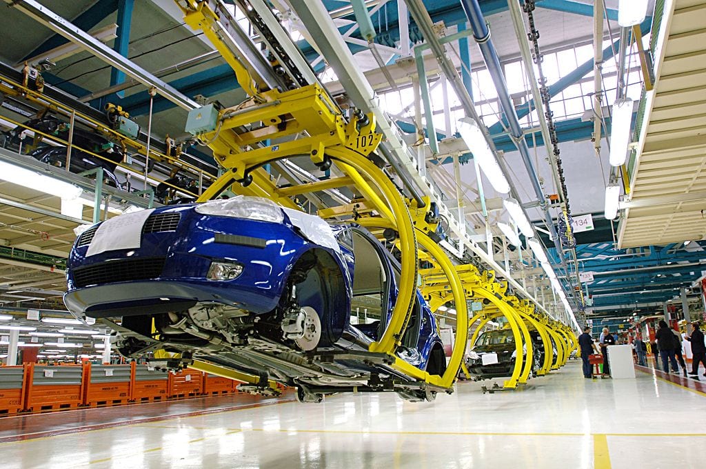 Fca e Peugeot annunciano la fusione: "Uniamo le forze per creare un leader mondiale"