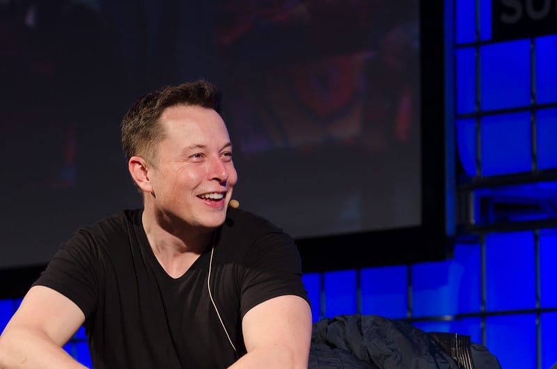 Elon Musk ha donato in beneficenza 5,7 miliardi di dollari in azioni Tesla