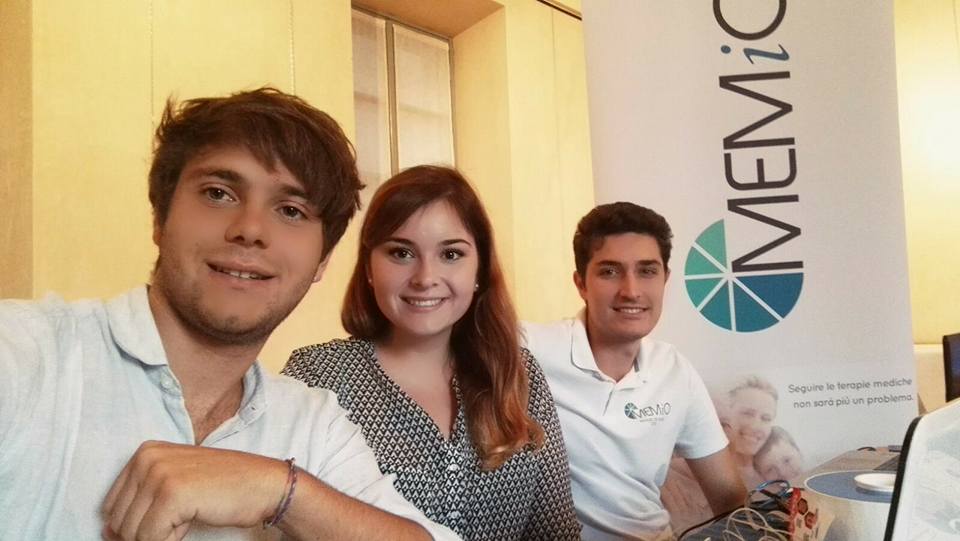 Roberta inventa Il portapillole smart pensando a suo padre