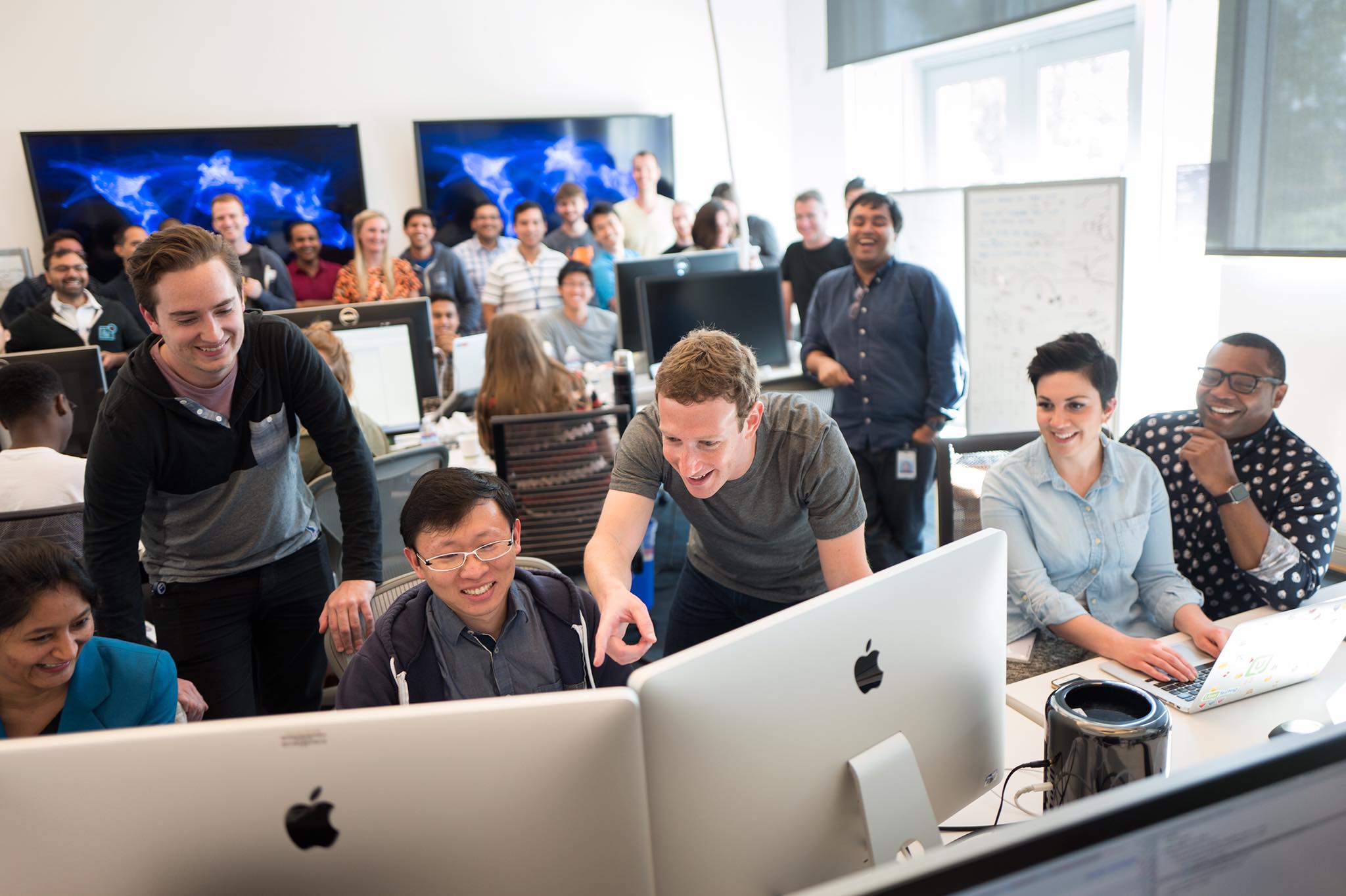 Facebook è il miglior posto di lavoro tra le tech company