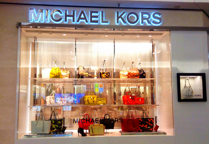 Michael Kors compra Versace per 1,83 miliardi di euro