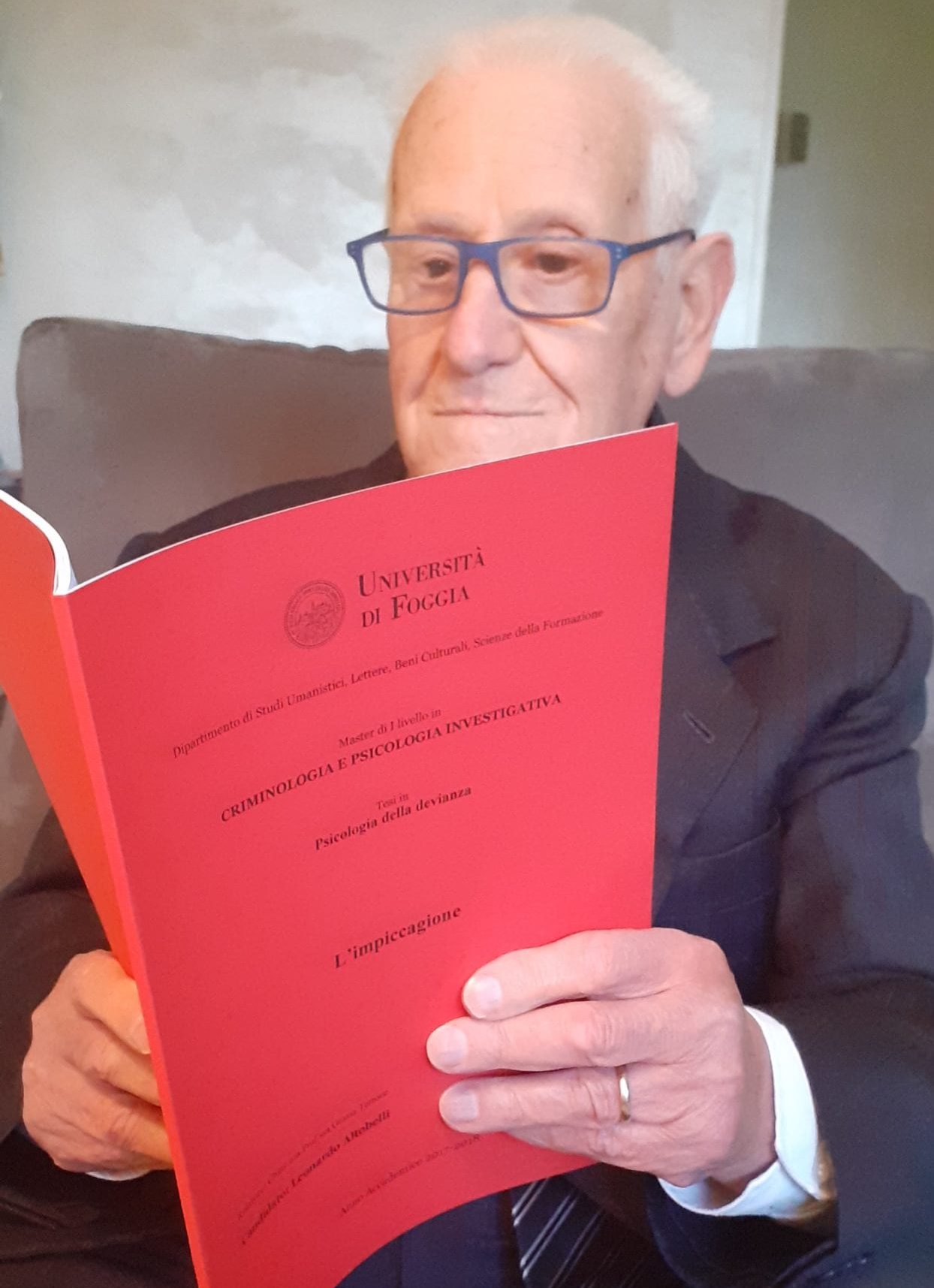 Leonardo, 88 anni e 13 lauree: «Mettete serietà e passione in quello che fate, per vincere voi stessi ed essere utili agli altri»