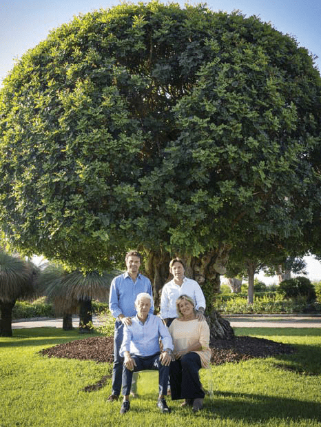 Alberi in famiglia alle pendici dell'Etna: «Abbiamo iniziato vendendo qualche pianta in un garage»