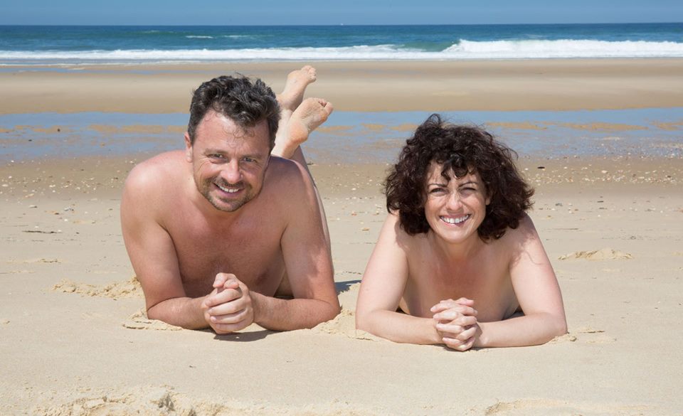 Una coppia di finlandesi crea l'Airbnb per nudisti