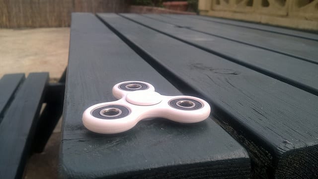 Brevetti e guadagni: il caso fidget spinner
