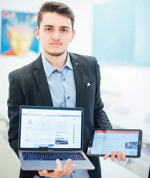 «Ragazzi, vi insegno a usare i social»