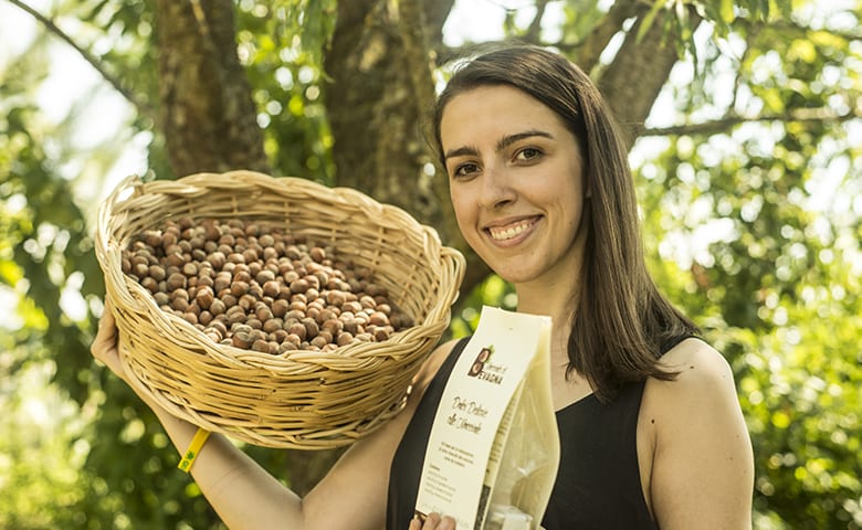 Vendo il kit per dolci alle nocciole