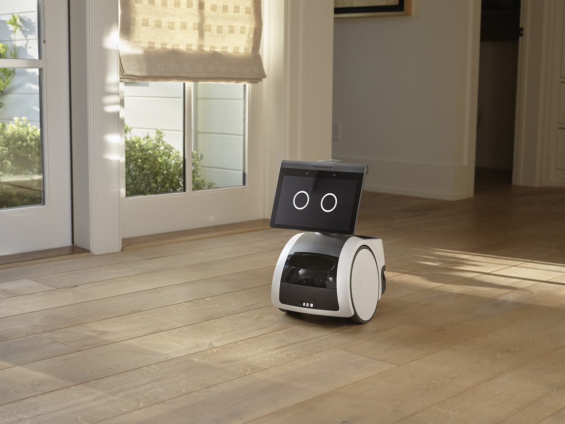 Amazon presenta Astro, il suo robot "tuttofare" per la casa: «Fantascienza che diventa realtà»