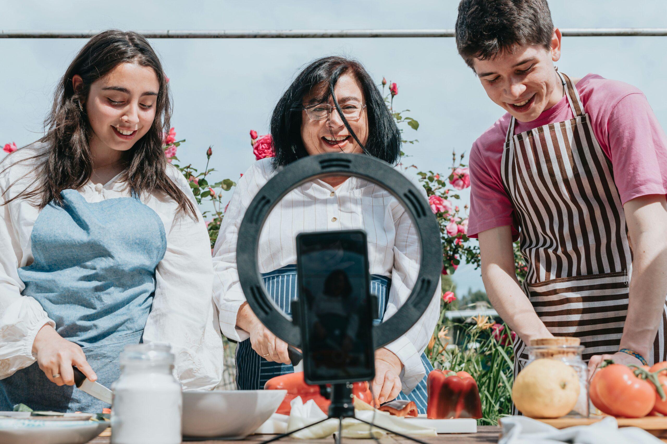 Creator e Influencer, arriva il Codice Ateco: come mettersi in regola dal 2025.