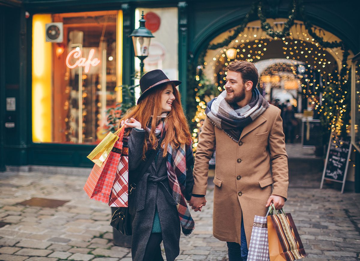 Black Friday: 3 italiani su 5 credono che i prezzi vengano gonfiati