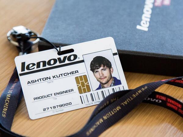 Ashton Kutcher: da attore a designer di prodotti hi-tech