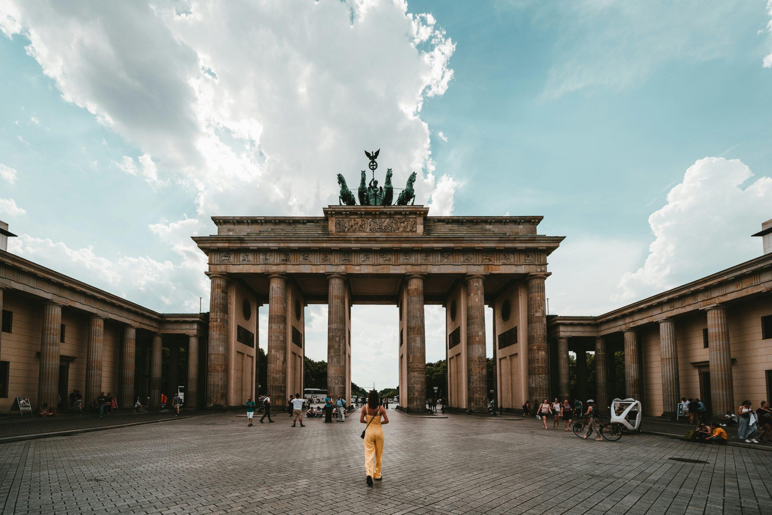 Elezioni in Germania e il nodo immigrazione: il futuro delle startup tech in bilico.