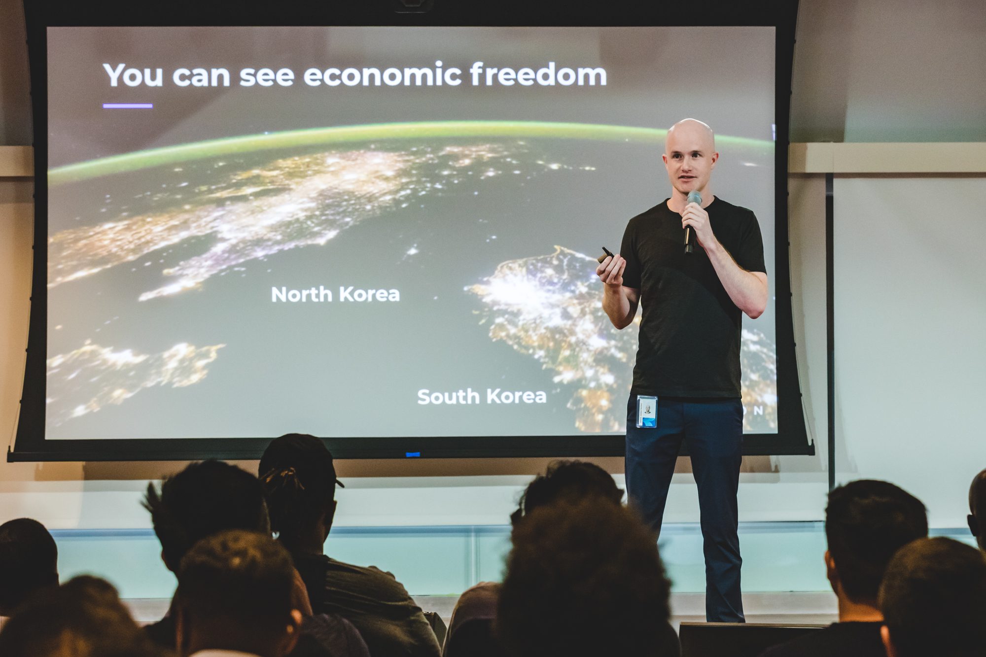 Coinbase: "Quattro settimane di chiusura nel 2022 per permettere ai dipendenti di ricaricarsi"