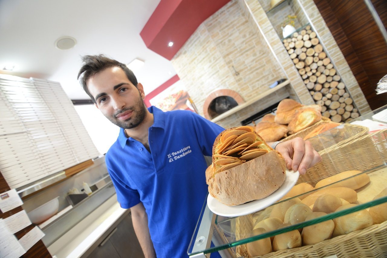 Come invento le chips di pane e rinnovo l’attività di famiglia