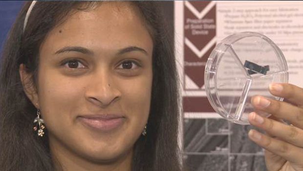 Giovani invenzioni: dispositivo ricarica il telefono in 30 secondi