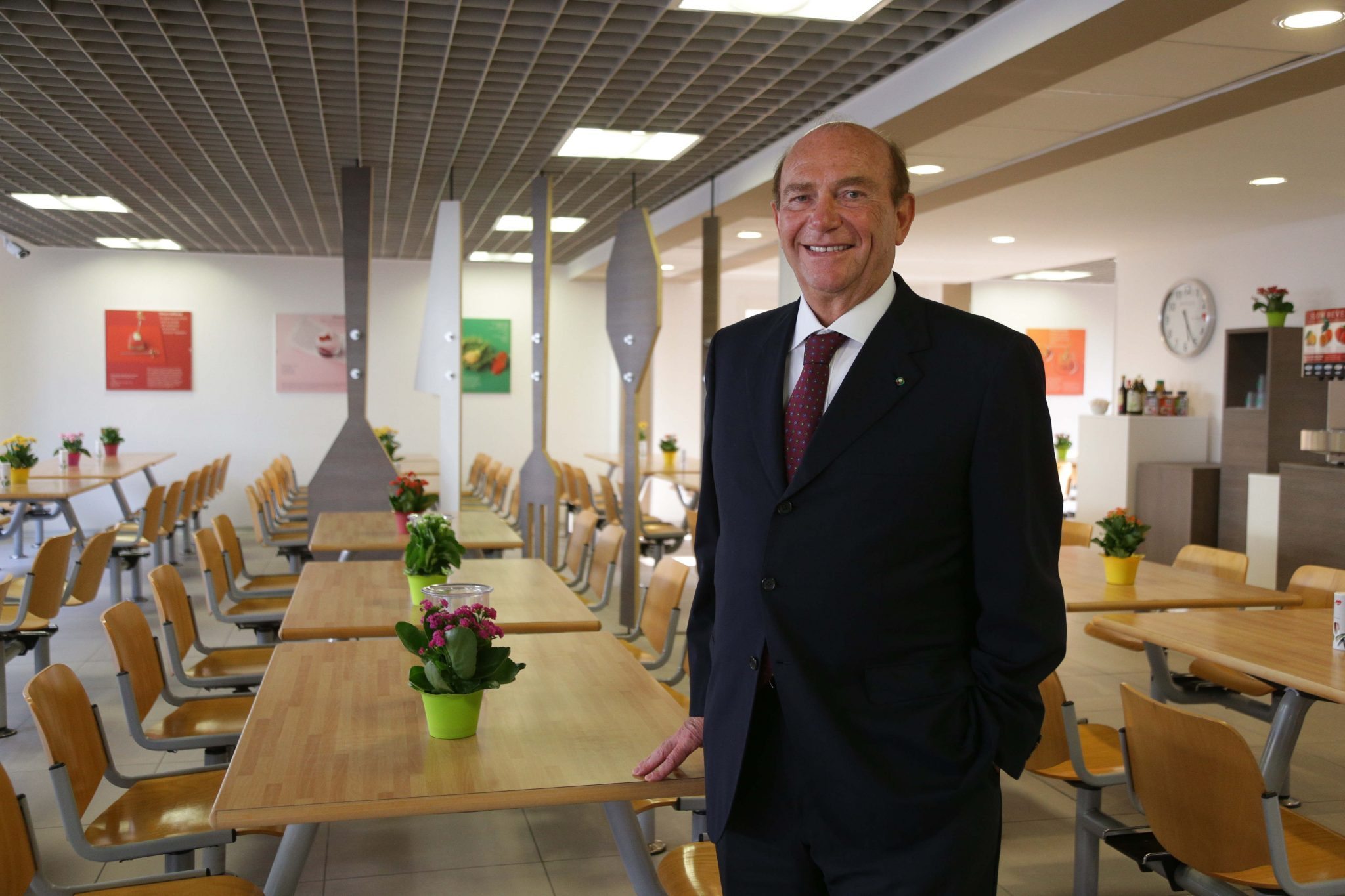 Ristorante dove la cena costa un euro: l'idea di Pellegrini compie due anni