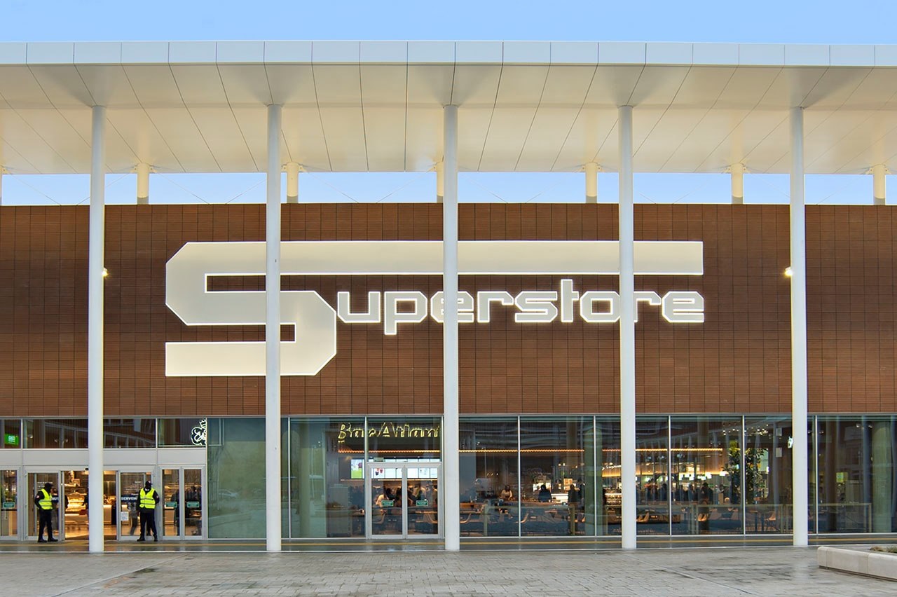 Esselunga, fine della saga familiare. I supermercati in mano a Giuliana e Marina Caprotti