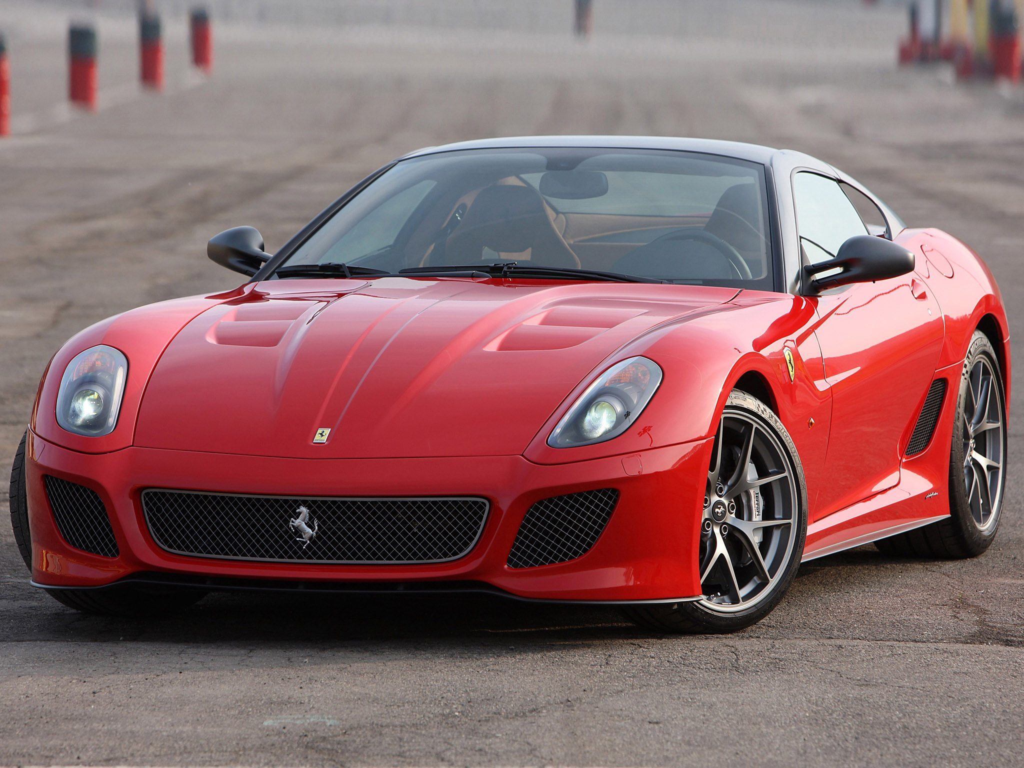 Ferrari: premio di 4.500 euro per lavoratore
