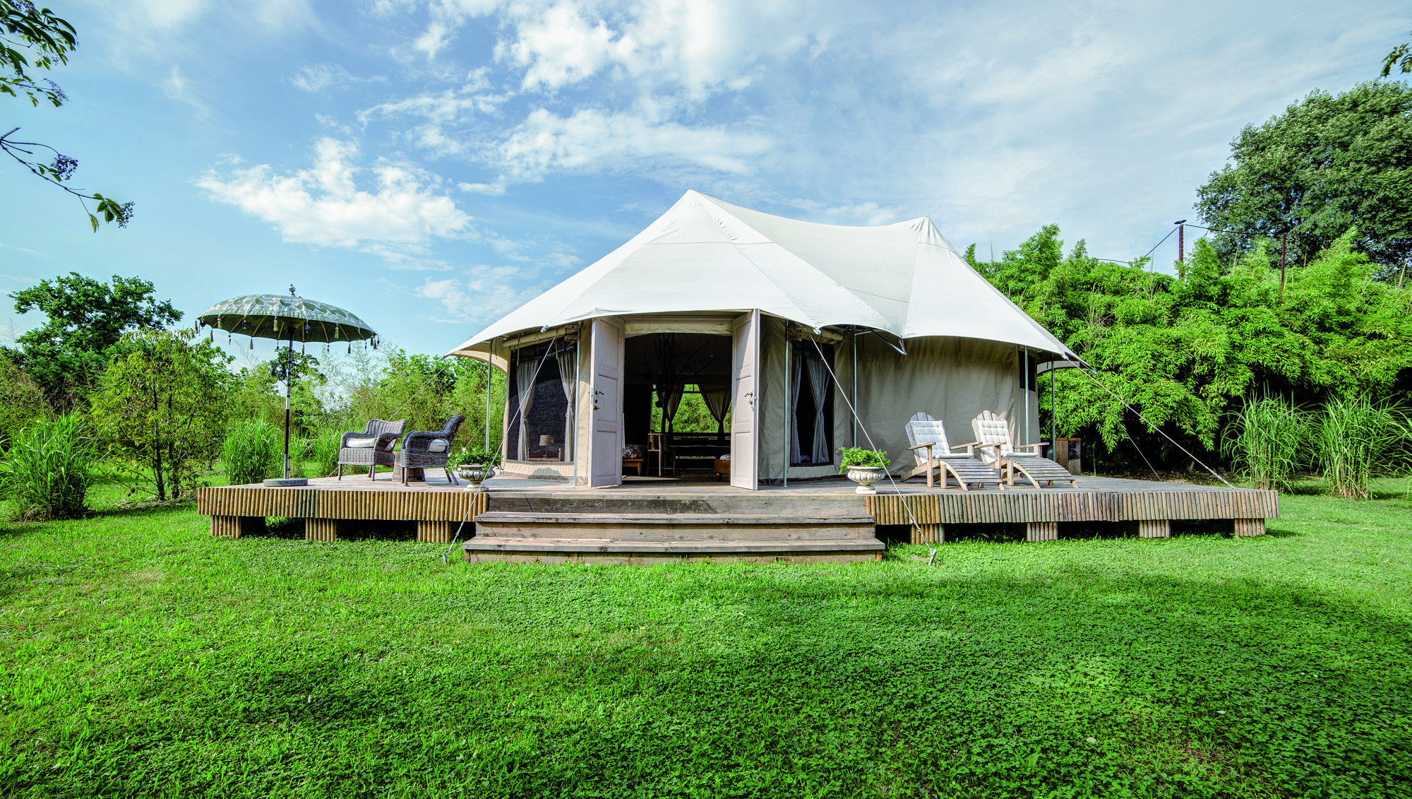 Glamping: come fare business con le tende chic