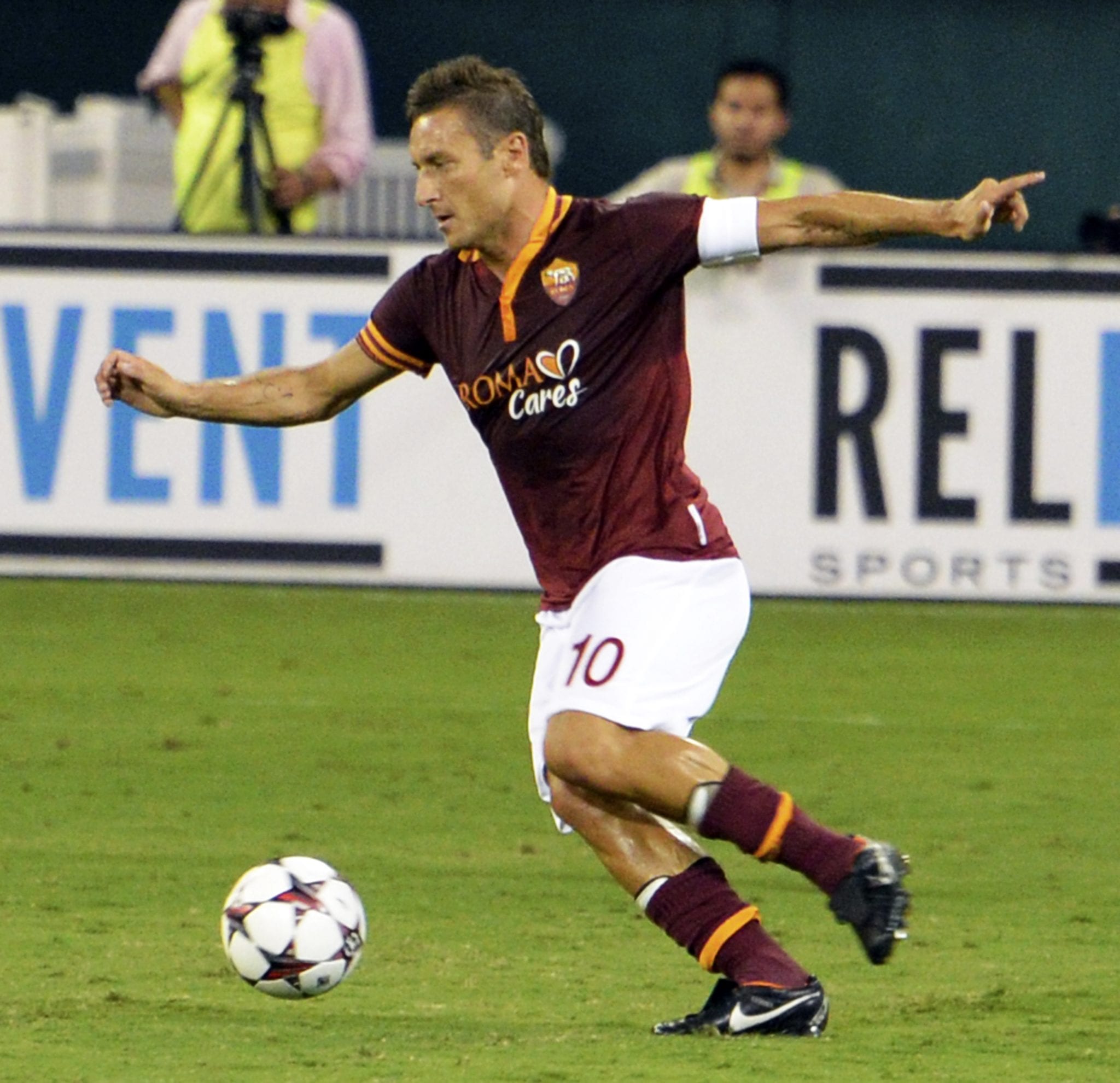 Francesco Totti dà l'addio alla Roma