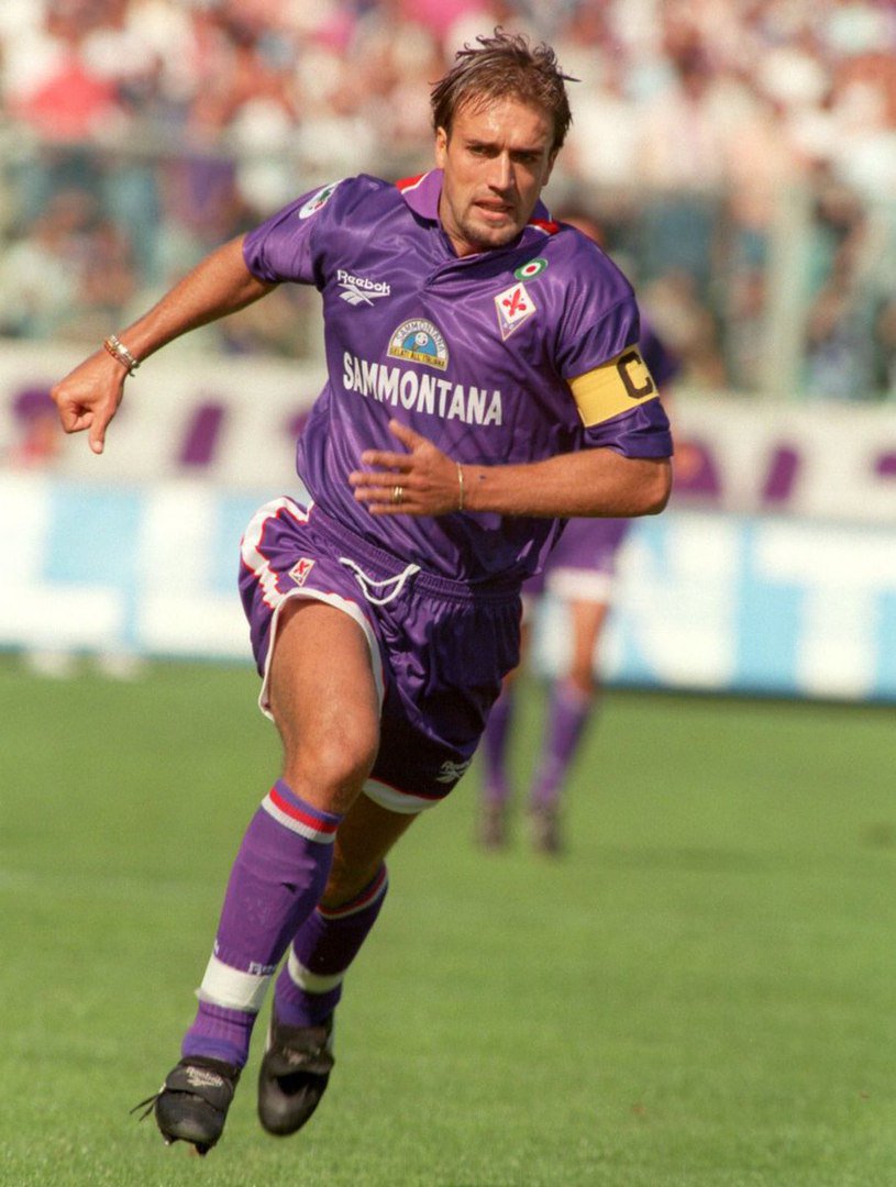 La lezione di Batistuta: «Mio figlio lavora in una copisteria, il lavoro dà dignità»