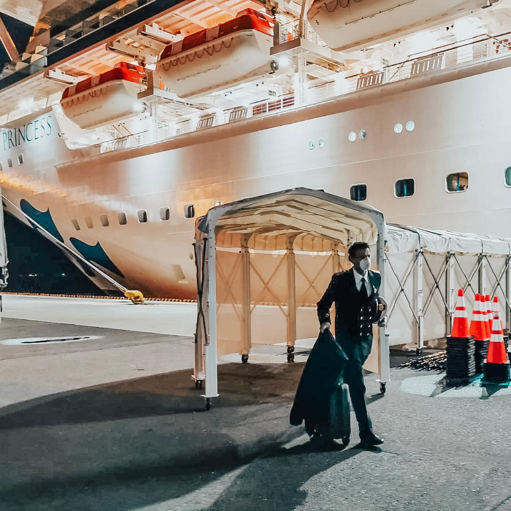 Gennaro Arma, il capitano eroe che ha lasciato per ultimo la Diamond Princess