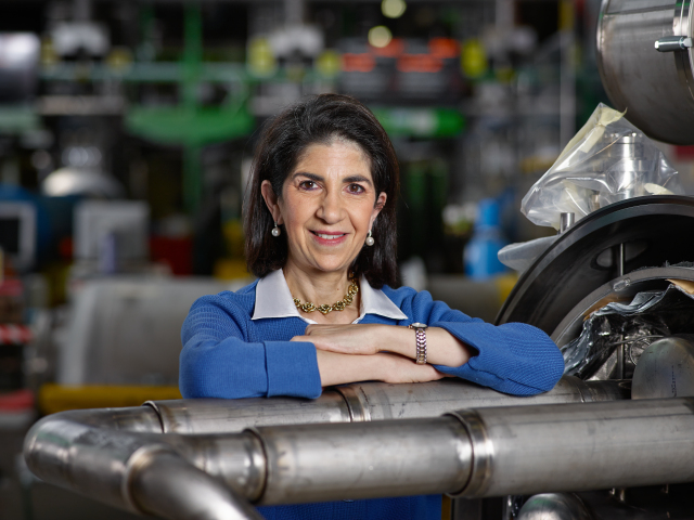 Fabiola Gianotti confermata alla guida del Cern di Ginevra