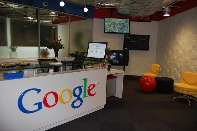Google: corsi gratuiti per 10mila giovani nel digitale
