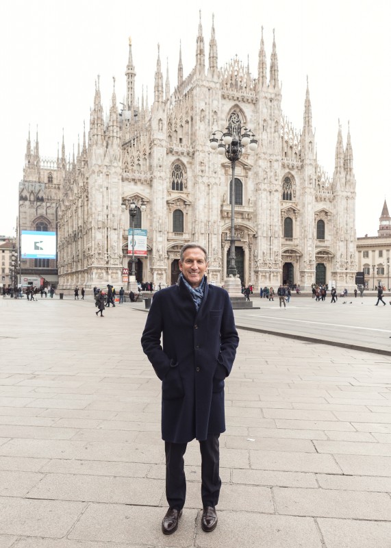 Starbucks apre a Milano e assume 300 persone