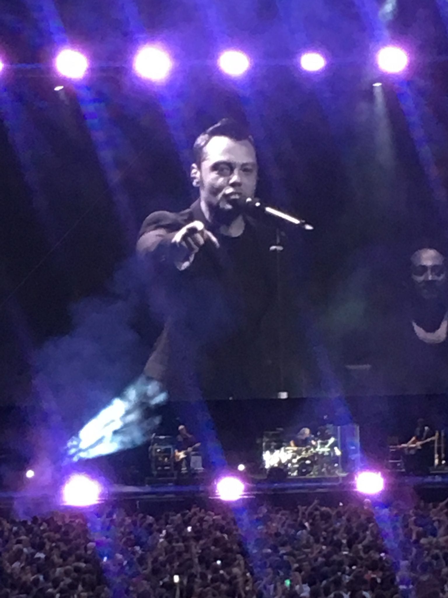 Tiziano Ferro: «Mi dicevano che non ce l'avrei fatta. Eccomi a San Siro con 50mila persone»