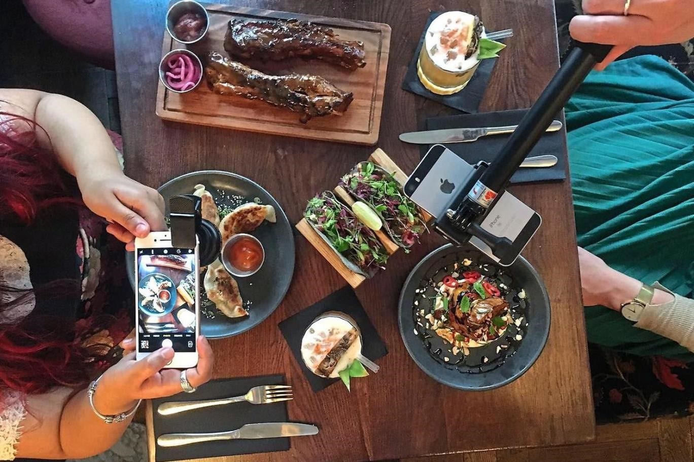 Ristorante di Londra offre ai clienti un kit per le foto su Instagram