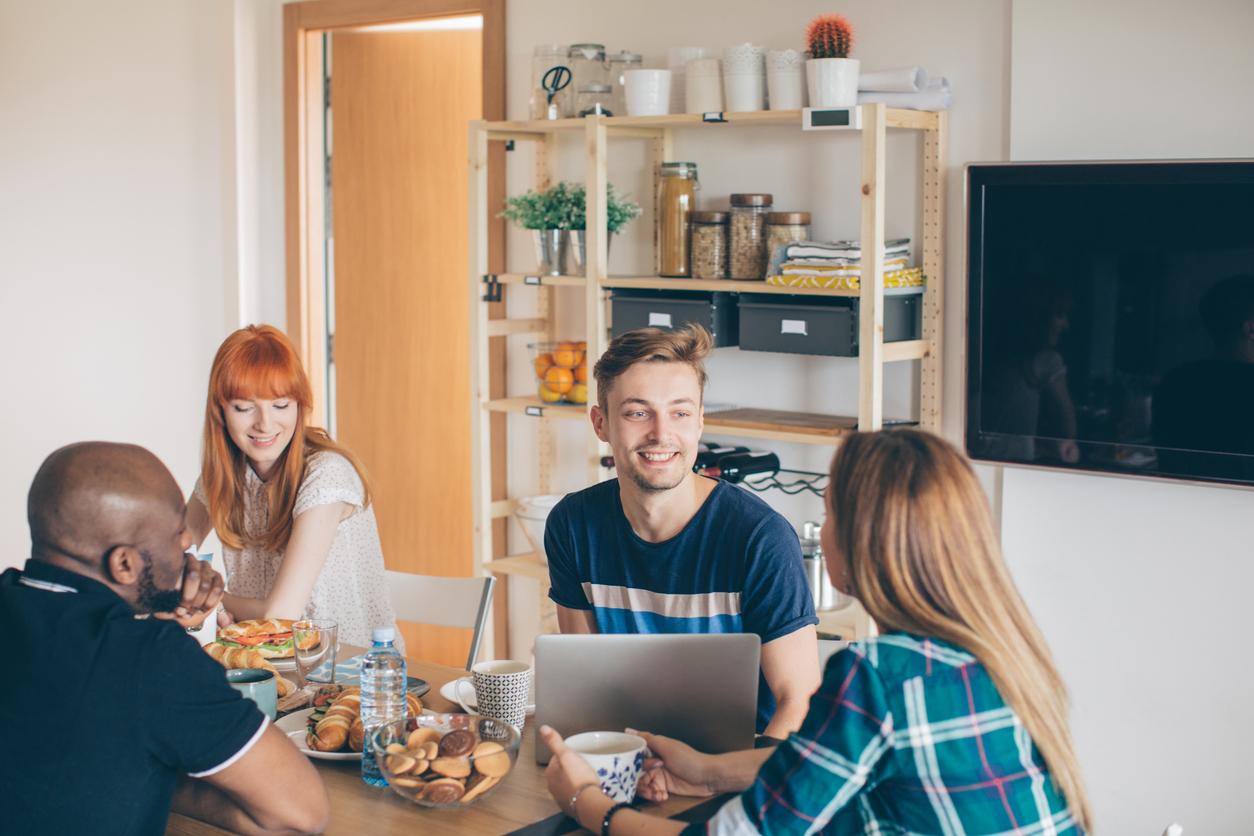 Caro affitti, gli under 40 ormai considerano il co-living come la nuova normalità.