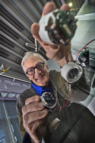 Dyson cresce e reinveste su giovani e tecnologia