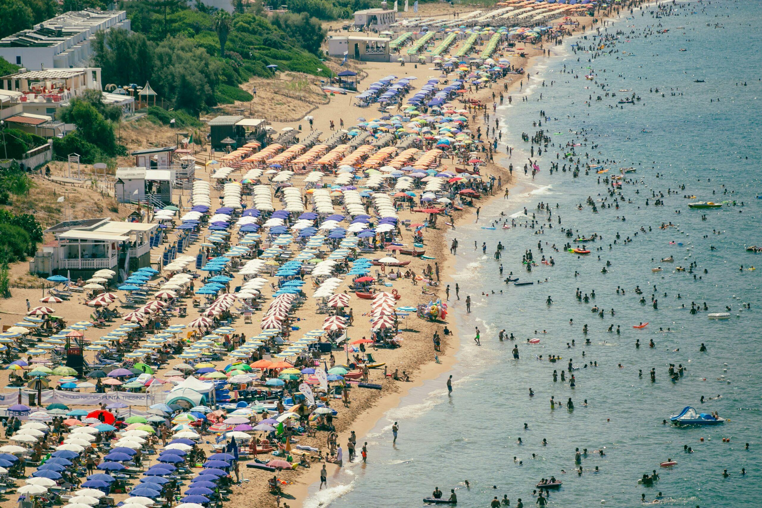 Concessioni balneari: tutto in alto mare.