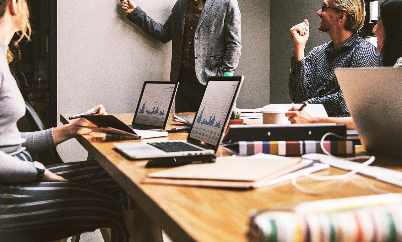 Flessibilità, lavoro ibrido, benessere: le aspettative dei lavoratori nel 2022