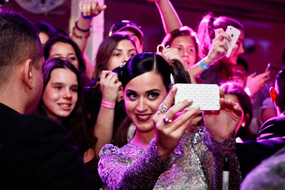 Licenziata, diventa la star più ricca al mondo (la storia di Katy Perry)