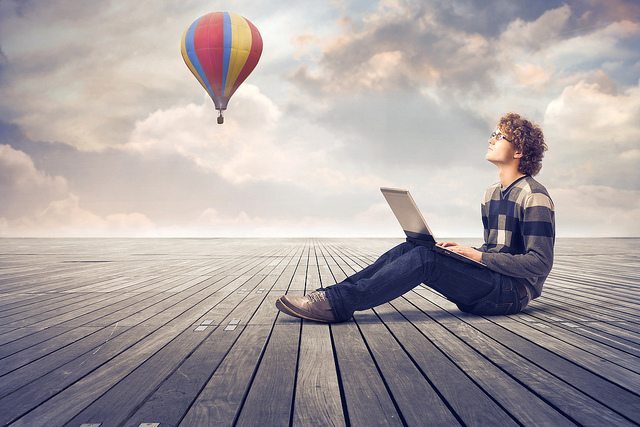 Lavoro: ecco le 5 professioni più richieste sul Web