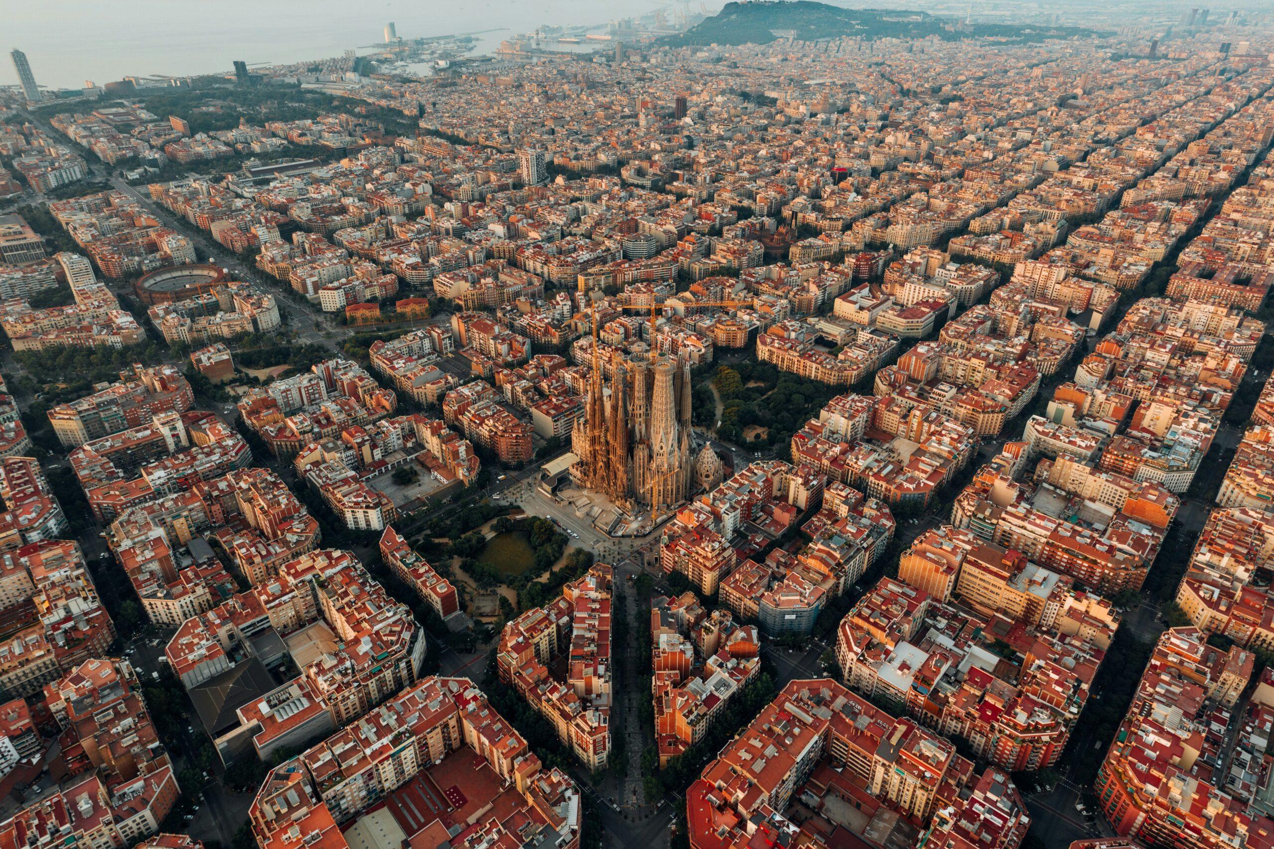 Barcellona verso l'eliminazione degli alloggi turistici entro il 2028