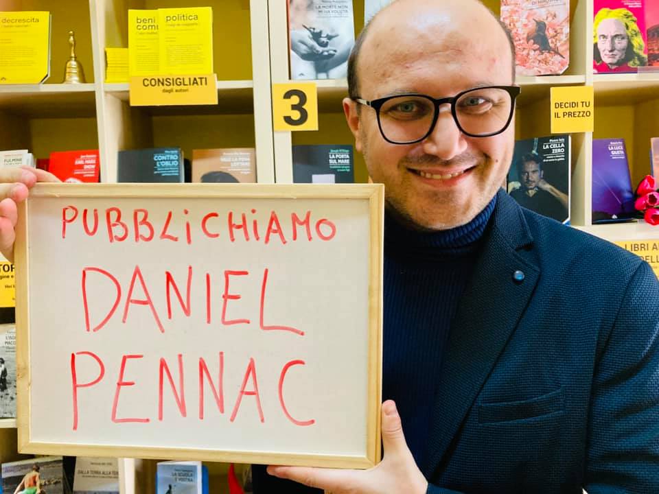 «A Scampia spacciamo cultura. Dopo Stephen King, pubblichiamo Pennac»
