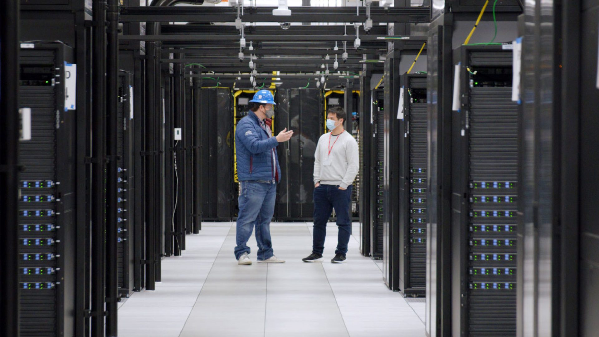 Meta annuncia un supercomputer per l'intelligenza artificiale. Zuckerberg: "Il più veloce al mondo"