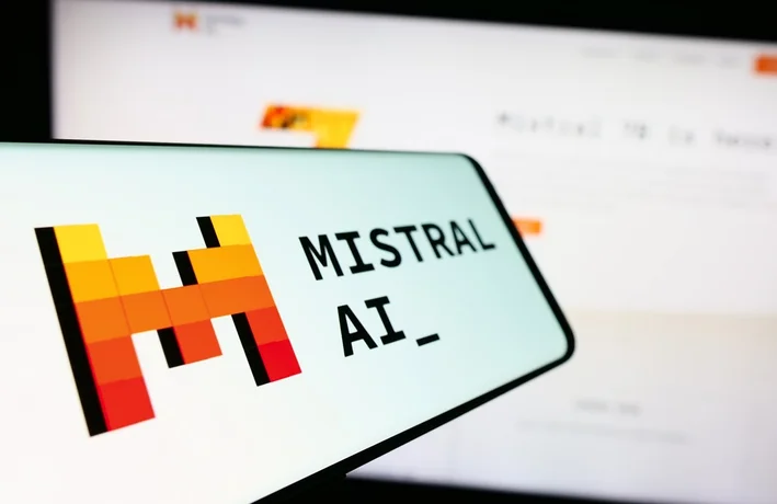 Microsoft annuncia la partnership con Mistral AI