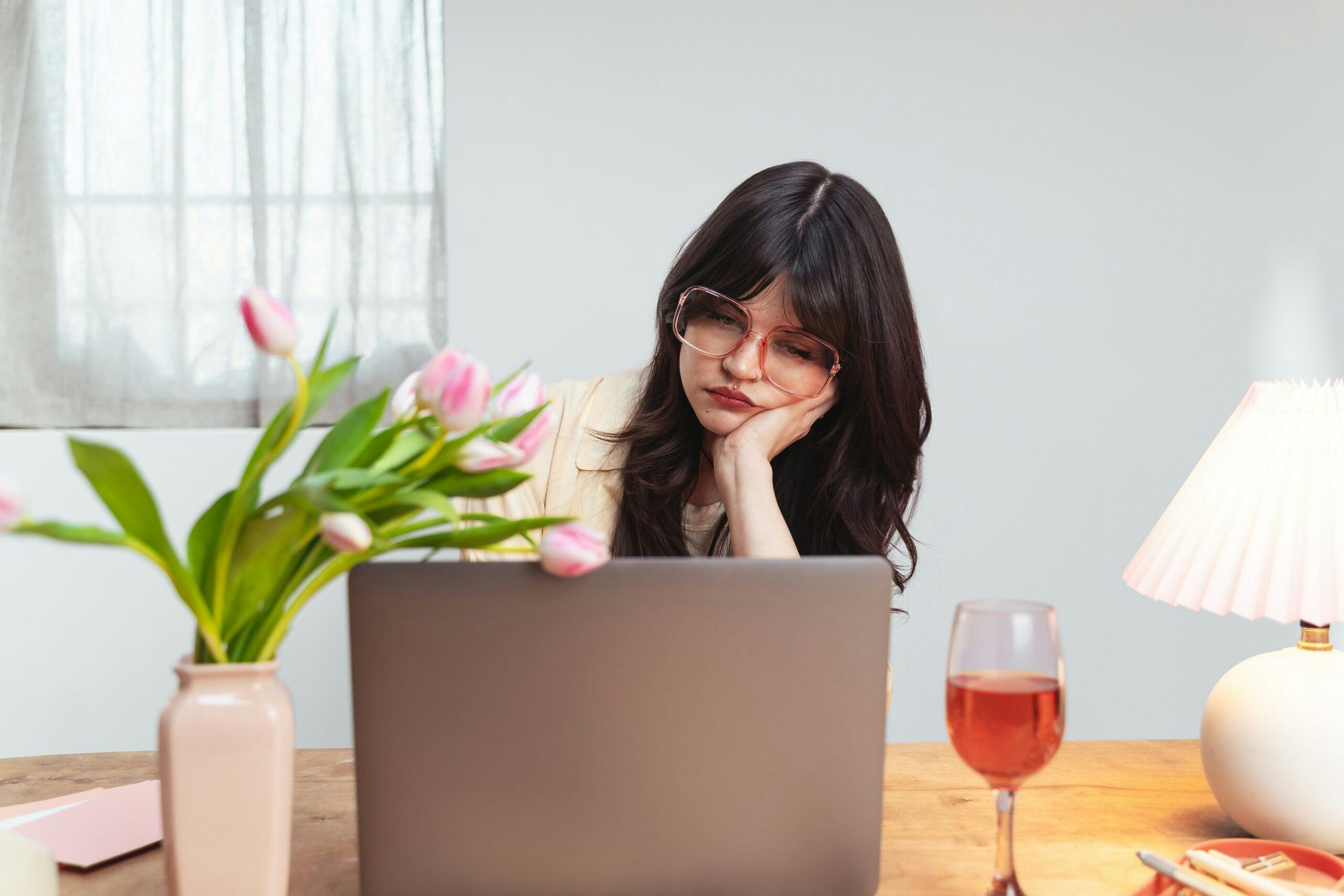 Fiverr e Upwork, piattaforme leader per i freelancer, danno i primi segni di cedimento.