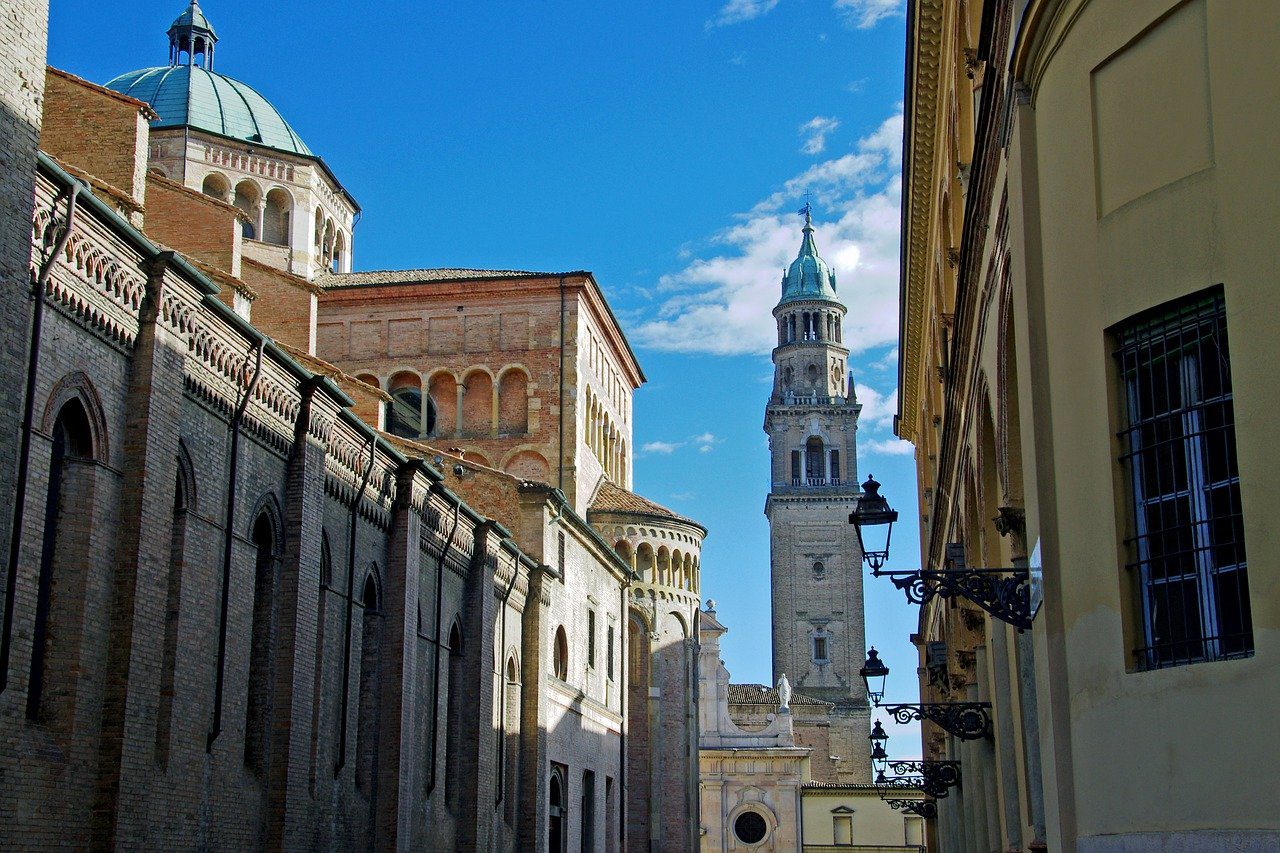 Parma è la città dove si vive meglio in Italia. Napoli e Crotone in fondo alla classifica 2021