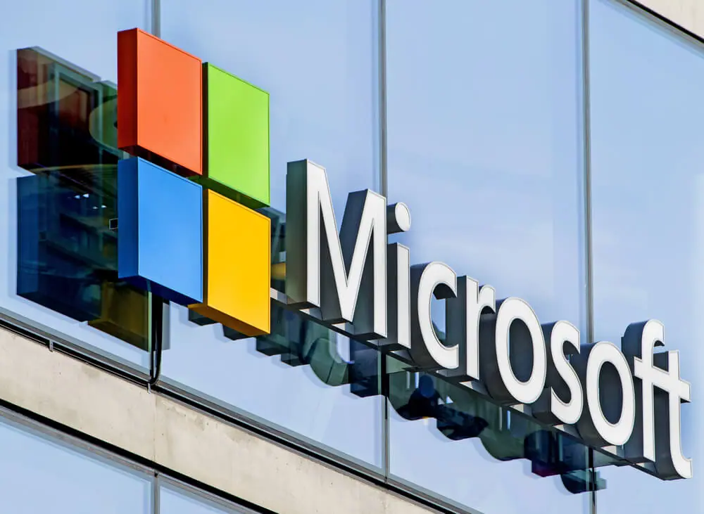 Microsoft punta sull'Italia: 4,3 miliardi per guidare la rivoluzione digitale con l'IA.