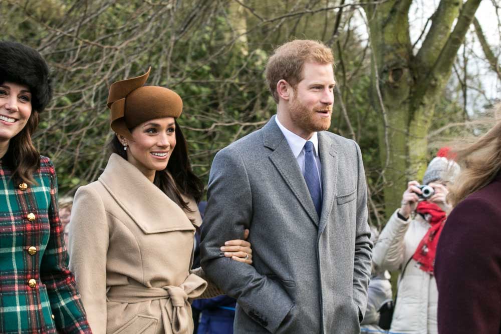 Harry e Meghan si separano dalla famiglia reale inglese: "Lavoreremo per essere indipendenti"