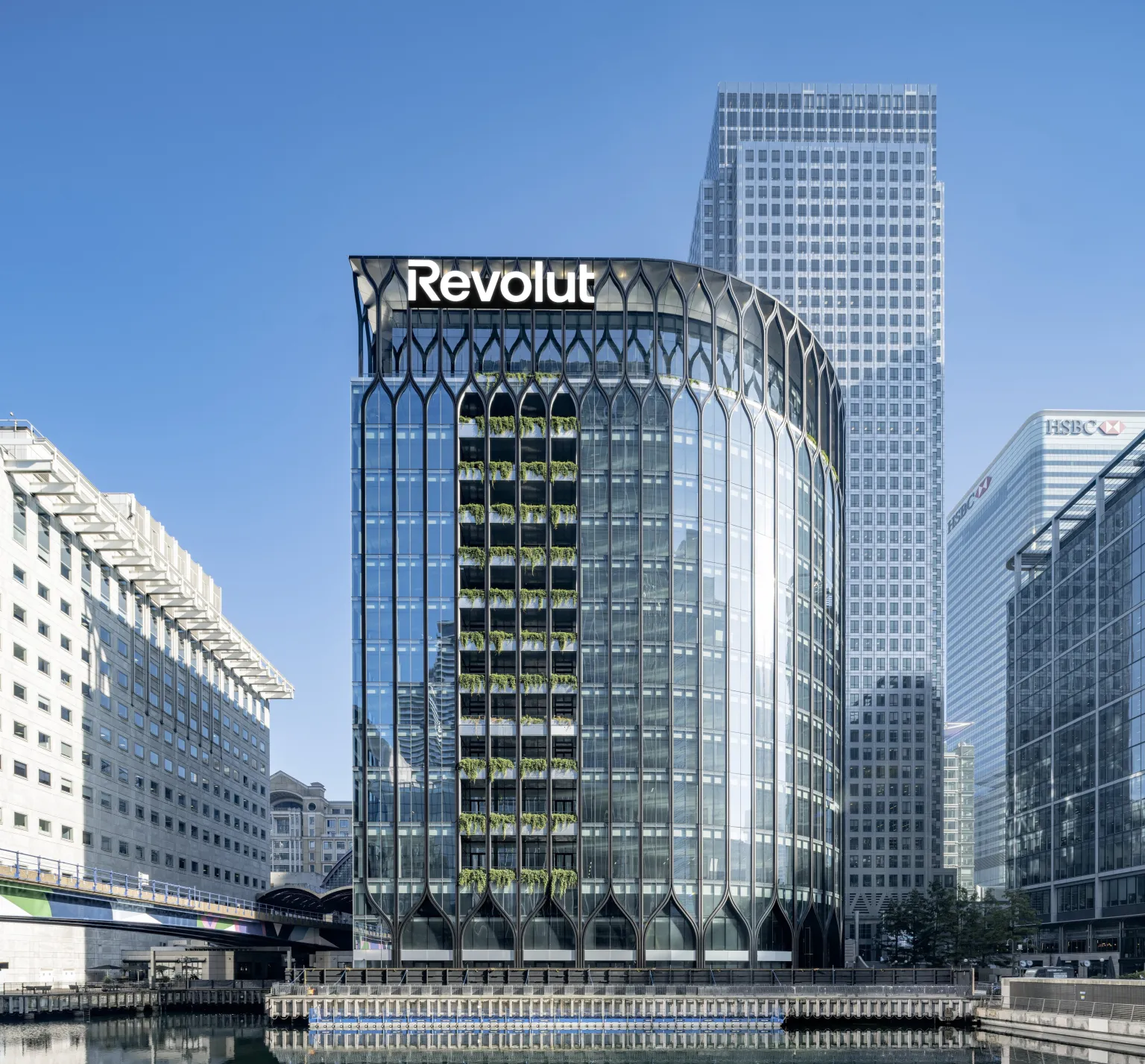 Revolut punta a una valutazione 'monstre' da oltre 40 miliardi di dollari