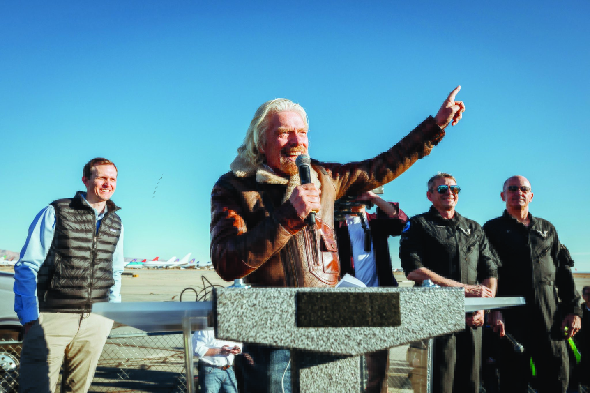 Richard Branson ha lanciato la navicella SpaceShipTwo per i viaggi nello spazio