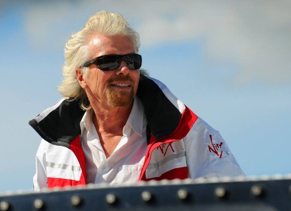 Come prendere una decisione difficile: 3 consigli da Richard Branson